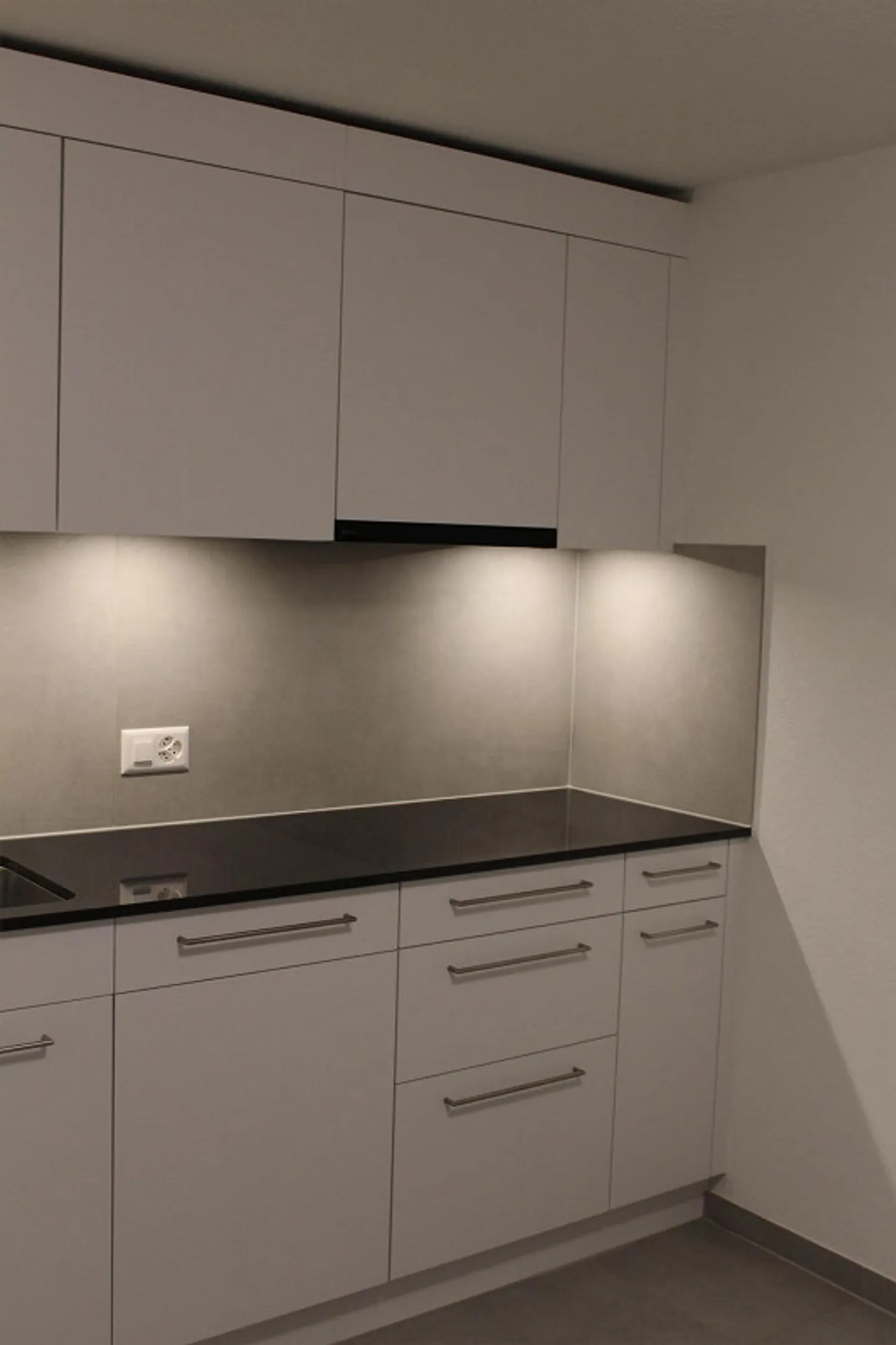 Spacious 3.5-room apartment in a quiet location in Glarus - Photo 3 of 7