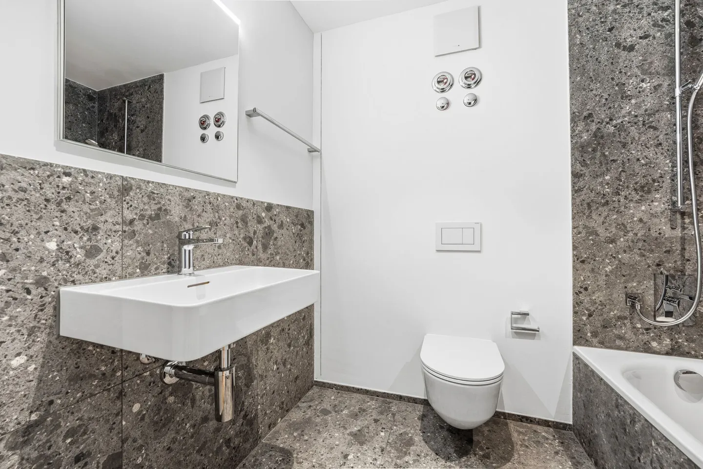 Ultimo appartamento nuovo di 3,5 locali disponibile in una zona residenziale tranquilla - Foto 10 di 13