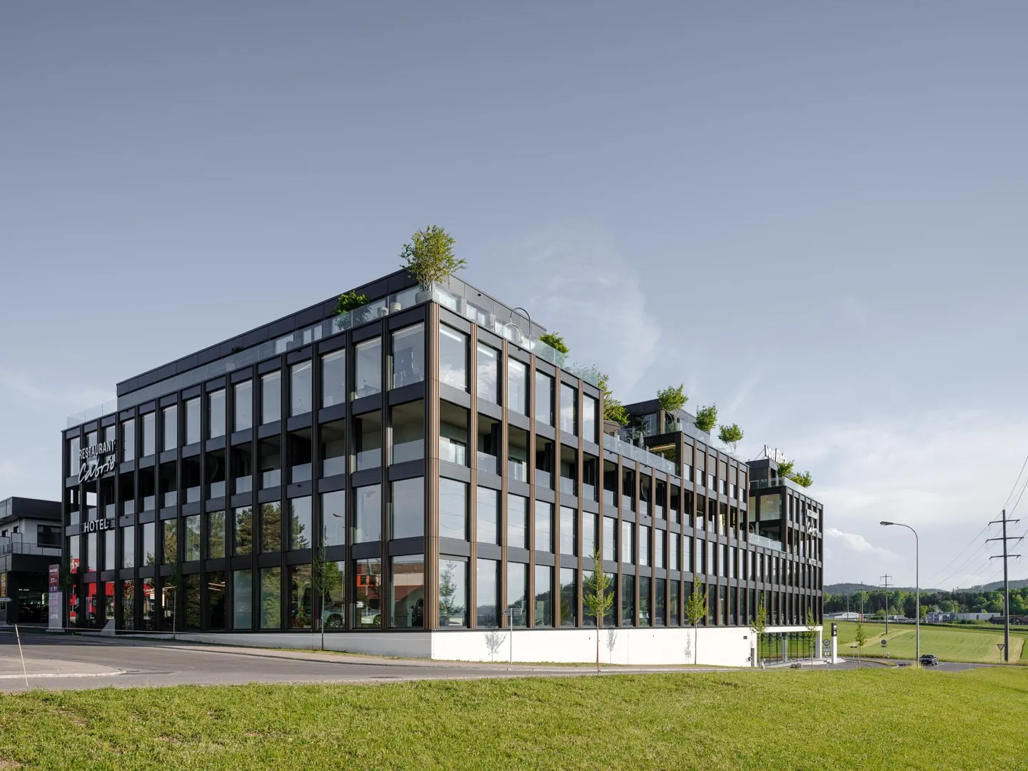 Moderne Gewerbefläche in Wil - Foto 2 von 2