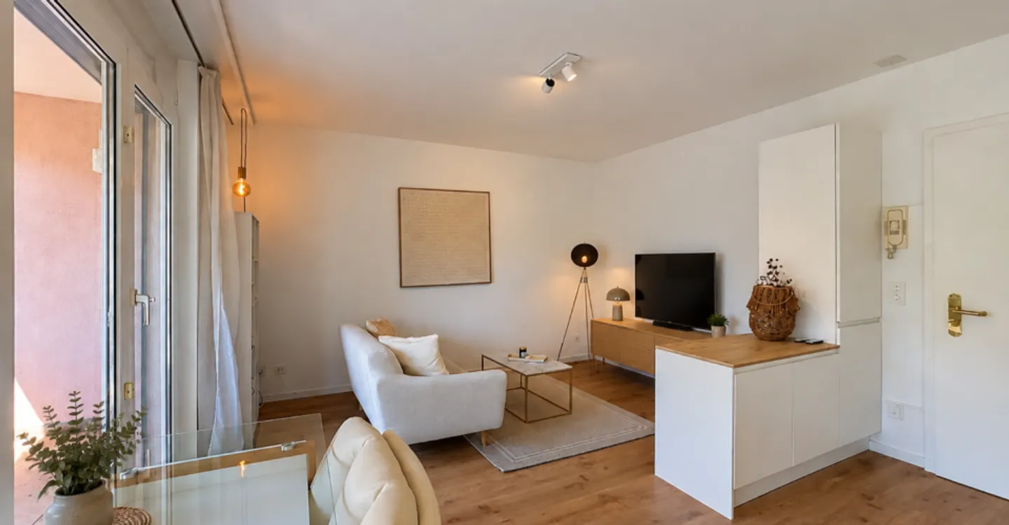 Renoviertes Appartement in Ecublens - Foto 2 von 10