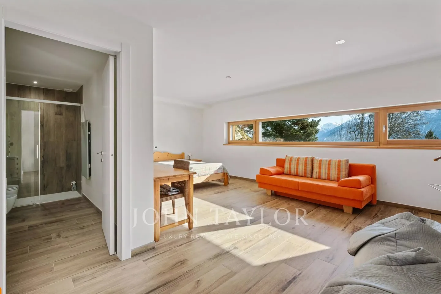 Magnificent contemporaines Chalet mit Blick auf die Alpen, schwimmbares Grundstück, Aufzug. - Foto 11 di 13