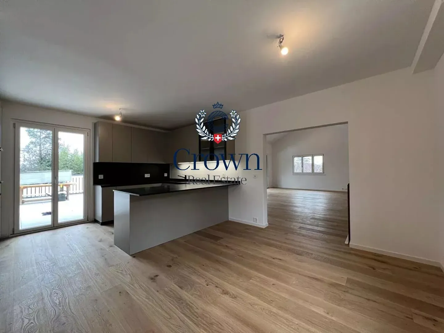 Single house for sale - Photo 2 of 18