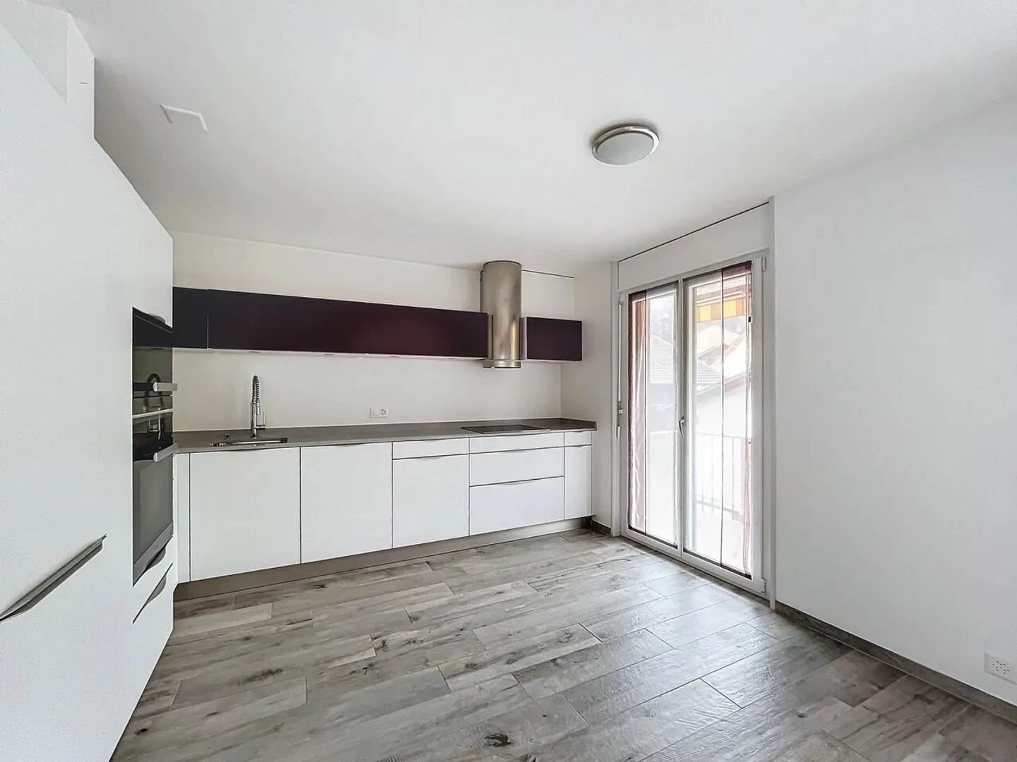 Zu verkaufen: 4,5-Zimmer-Wohnung im Stadtzentrum von Monthey - Foto 3 von 10