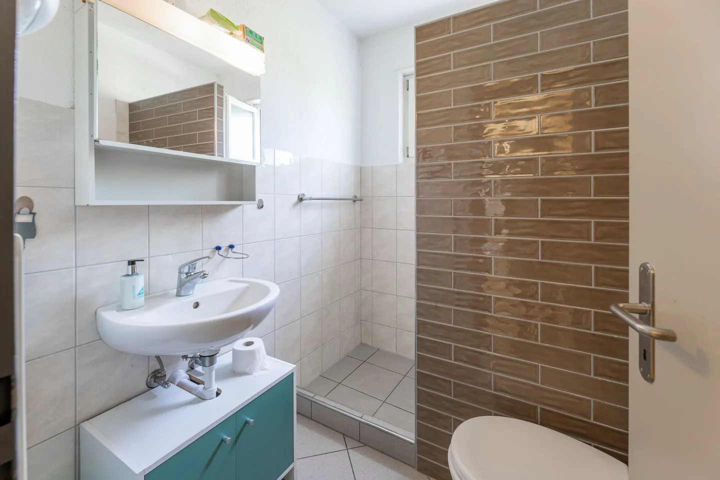 Maison Centrale - Maison individuelle de 8,5 pièces au cœur de Bremgarten - Photo 9 sur 12