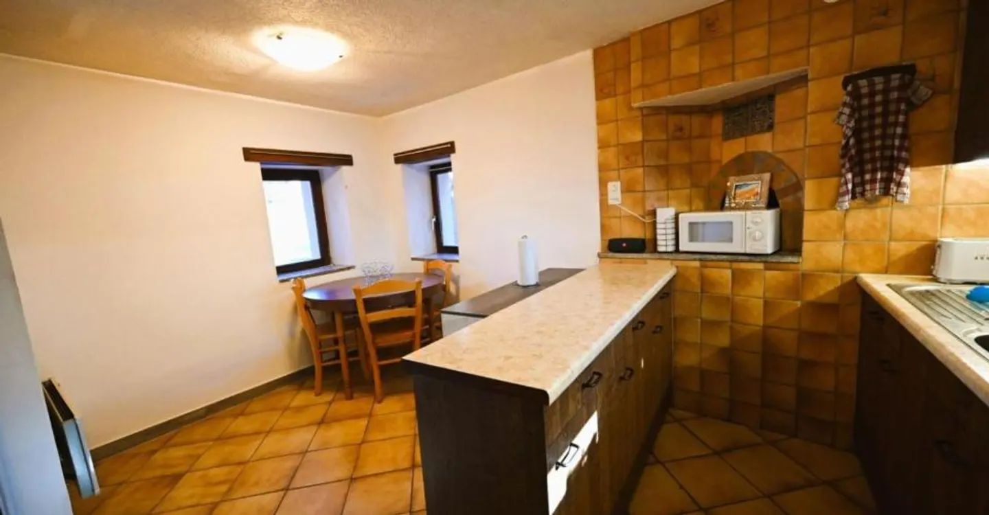 9-Zimmer-Haus in Grône - Foto 3 von 12