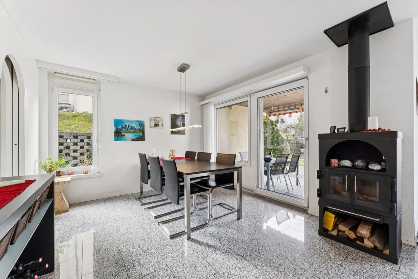 Maison avec cœur : soigneusement entretenue et idéalement située - Photo 3 sur 12