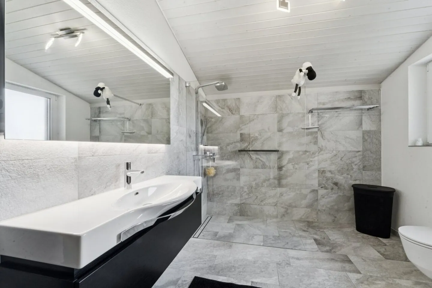 Maison avec cœur : soigneusement entretenue et idéalement située - Photo 7 sur 12