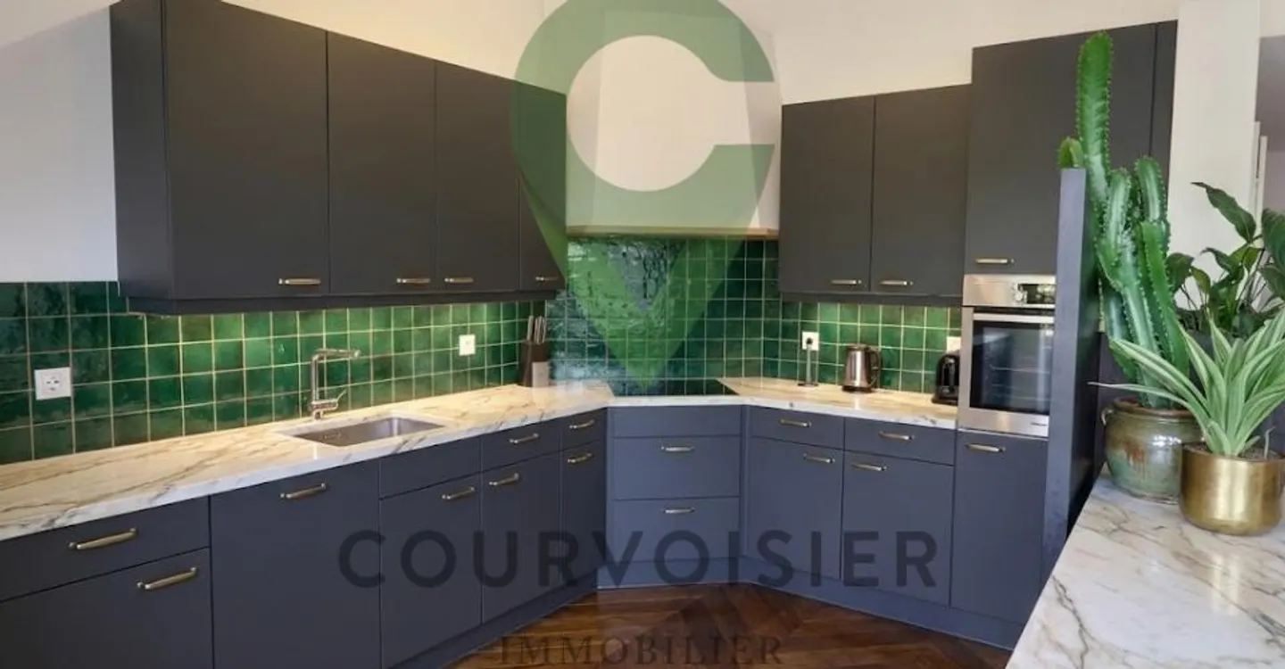 DUPLEX DE 5.5 PIÈCES A DEUX PAS DU CENTRE DE NEUCHÂTEL - Photo 1 of 10