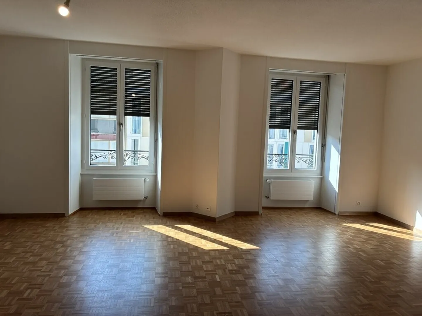 Renoviertes Apartment in Genf - Foto 3 von 5