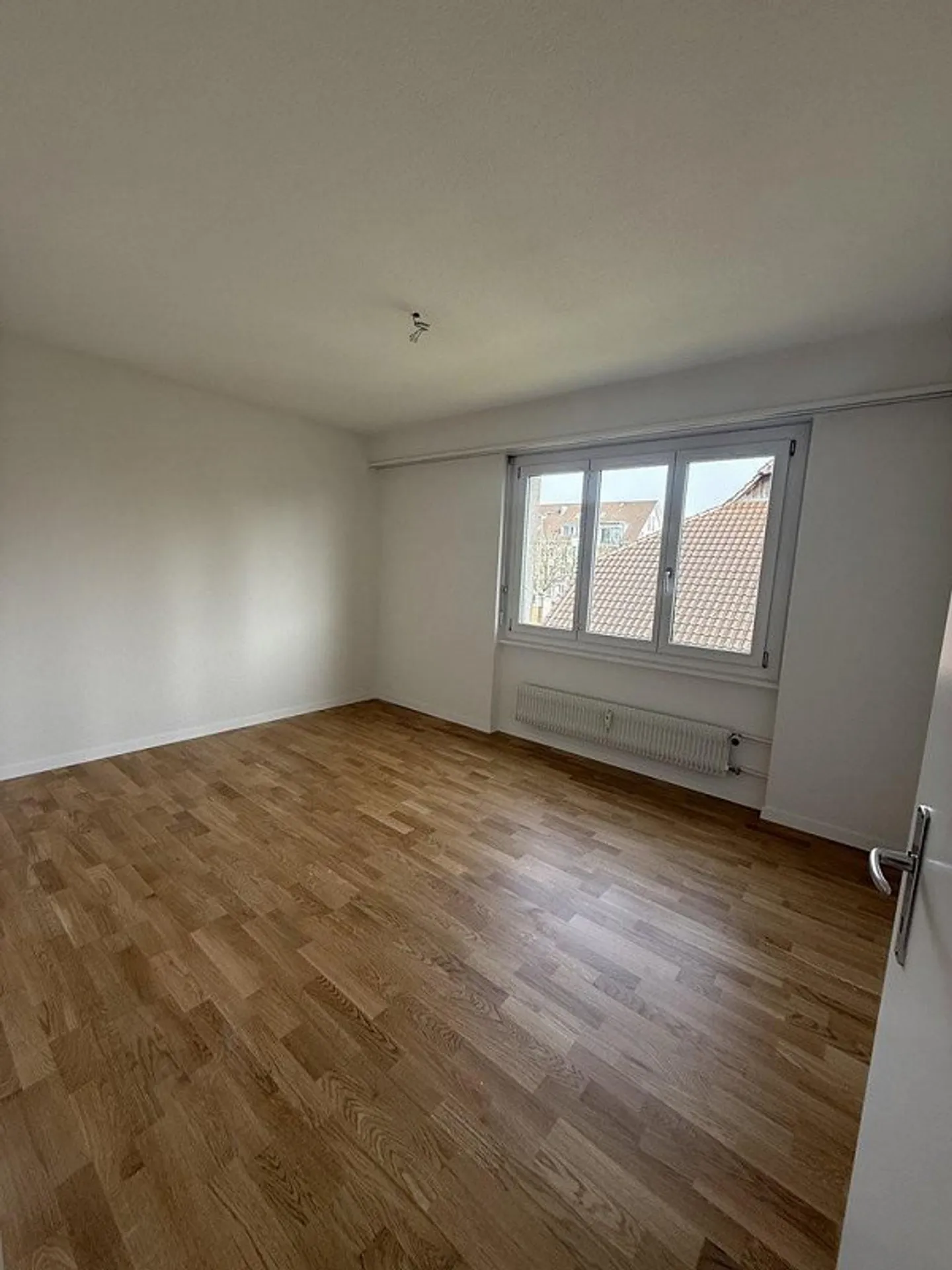 Appartement lumineux 2.5 pièces - Photo 6 sur 8