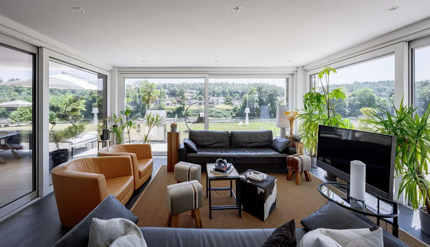 Villa unica direttamente sull'Aare - Vivere esclusivo in un ambiente idilliaco... - Foto 3 di 9