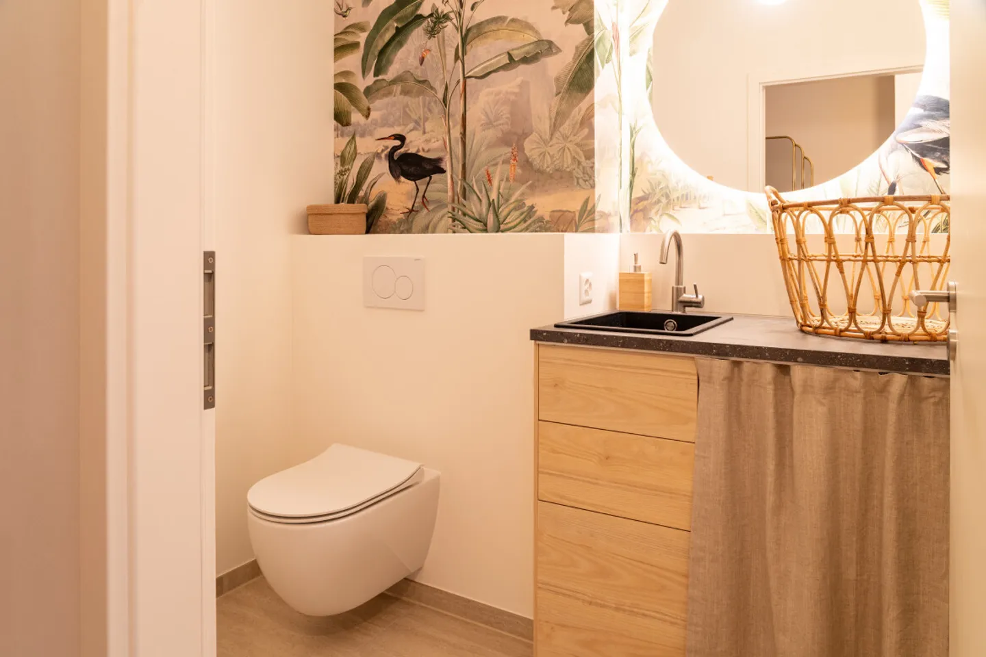 Appartement Charmant avec Vue sur le Lac - Photo 10 sur 12