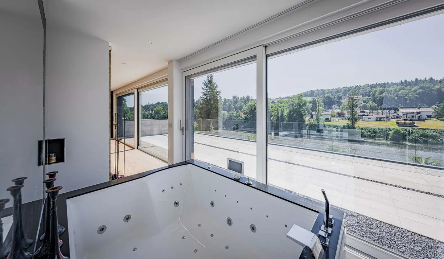Villa unica direttamente sull'Aare - Vivere esclusivo in un ambiente idilliaco... - Foto 7 di 9