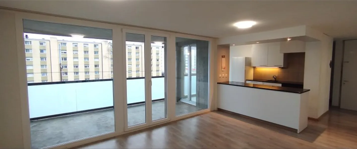 Appartamento di 4 vani - Foto 2 di 4