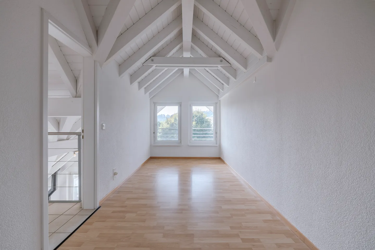 Charming Maisonette Apartment - Laupen - Photo 10 of 10