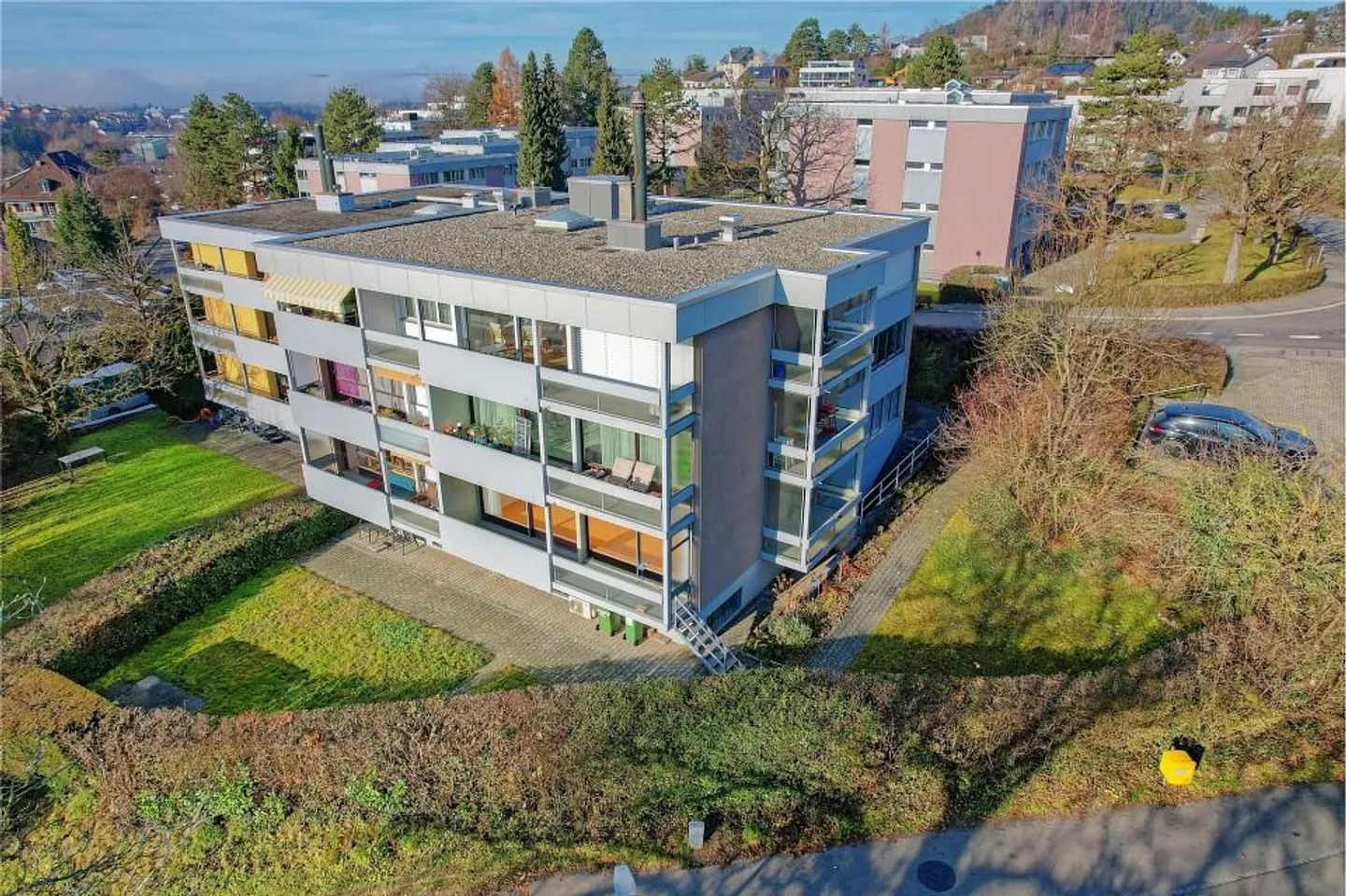 Your new home in Bolligen: Stylish 4½-room apartment with heated craft room - Photo 6 of 13