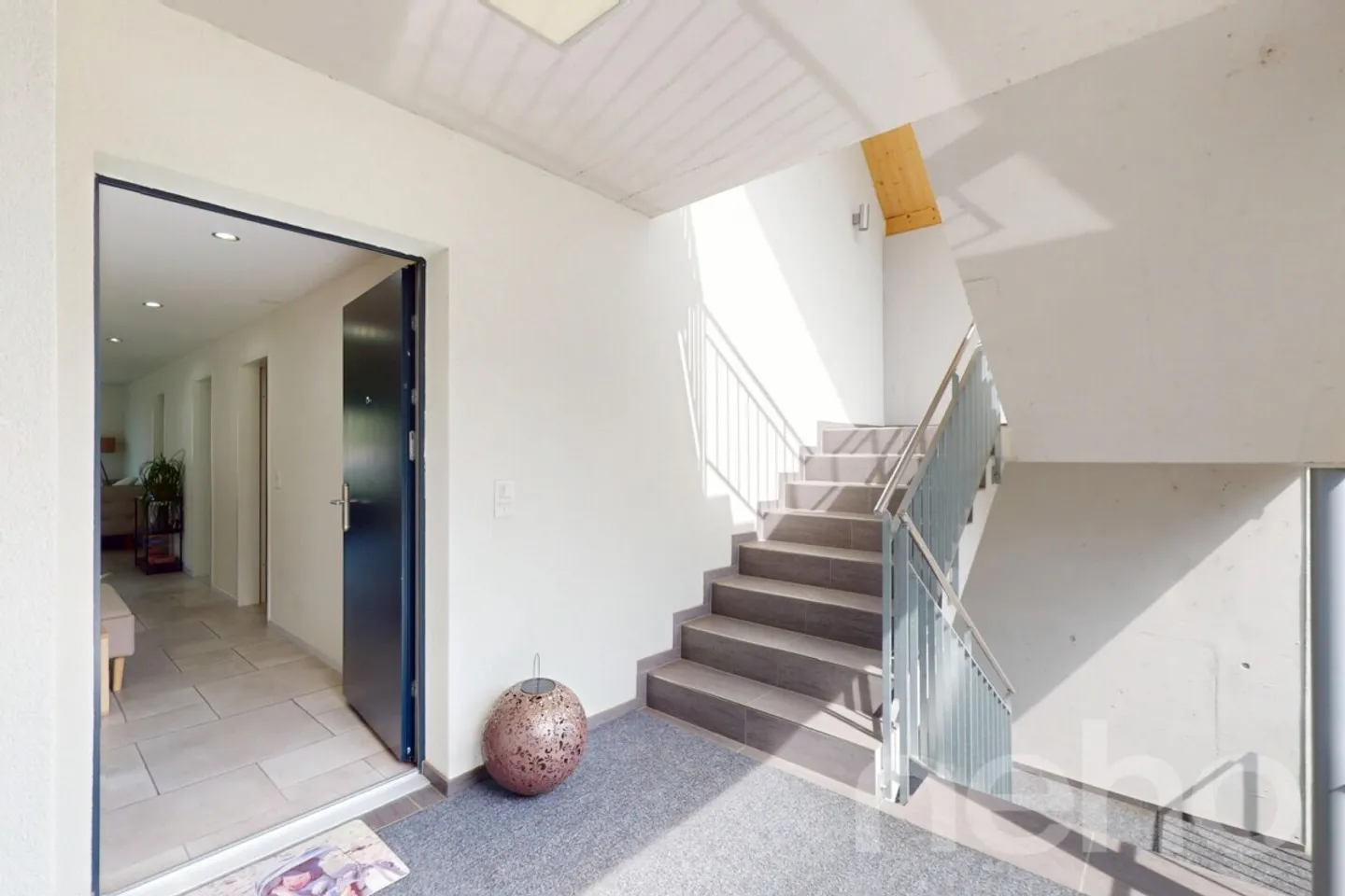 Immeuble résidentiel à vendre - Photo 2 sur 11