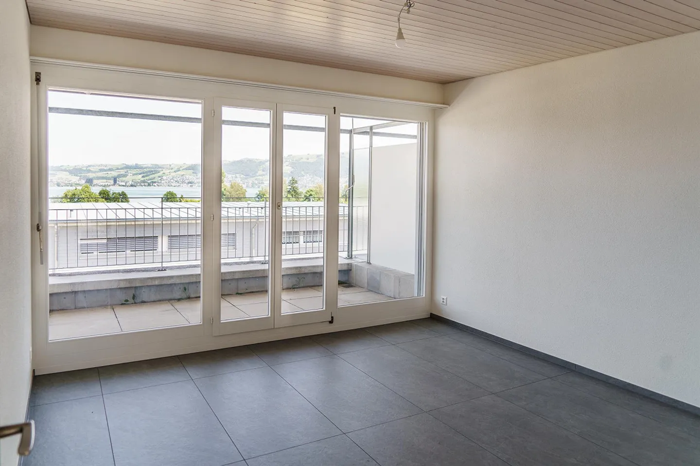 Renovierte Wohnung mit Seesicht - Foto 5 von 12