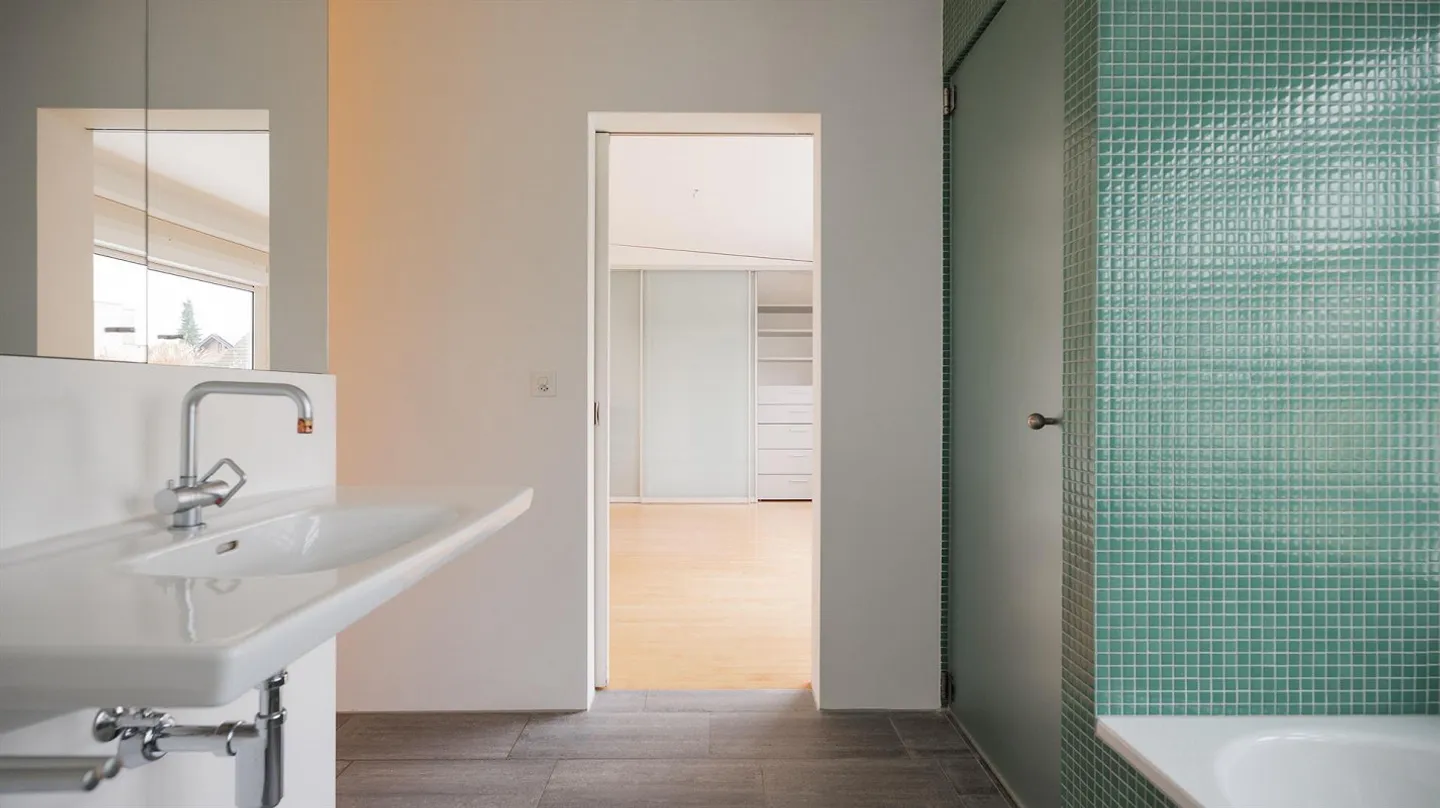 Gehobenes 8-Zimmer-Haus in Steinhausen - Foto 19 von 31