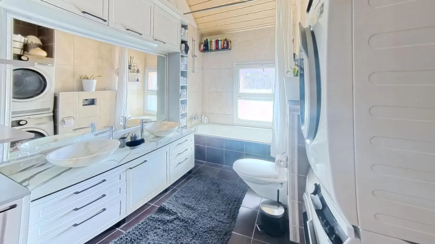 Immeuble de rendement avec potentiel d'agrandissement - Photo 23 sur 34