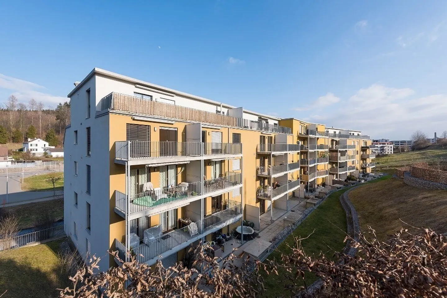 Appartement confortable dans le vert - Photo 1 sur 7
