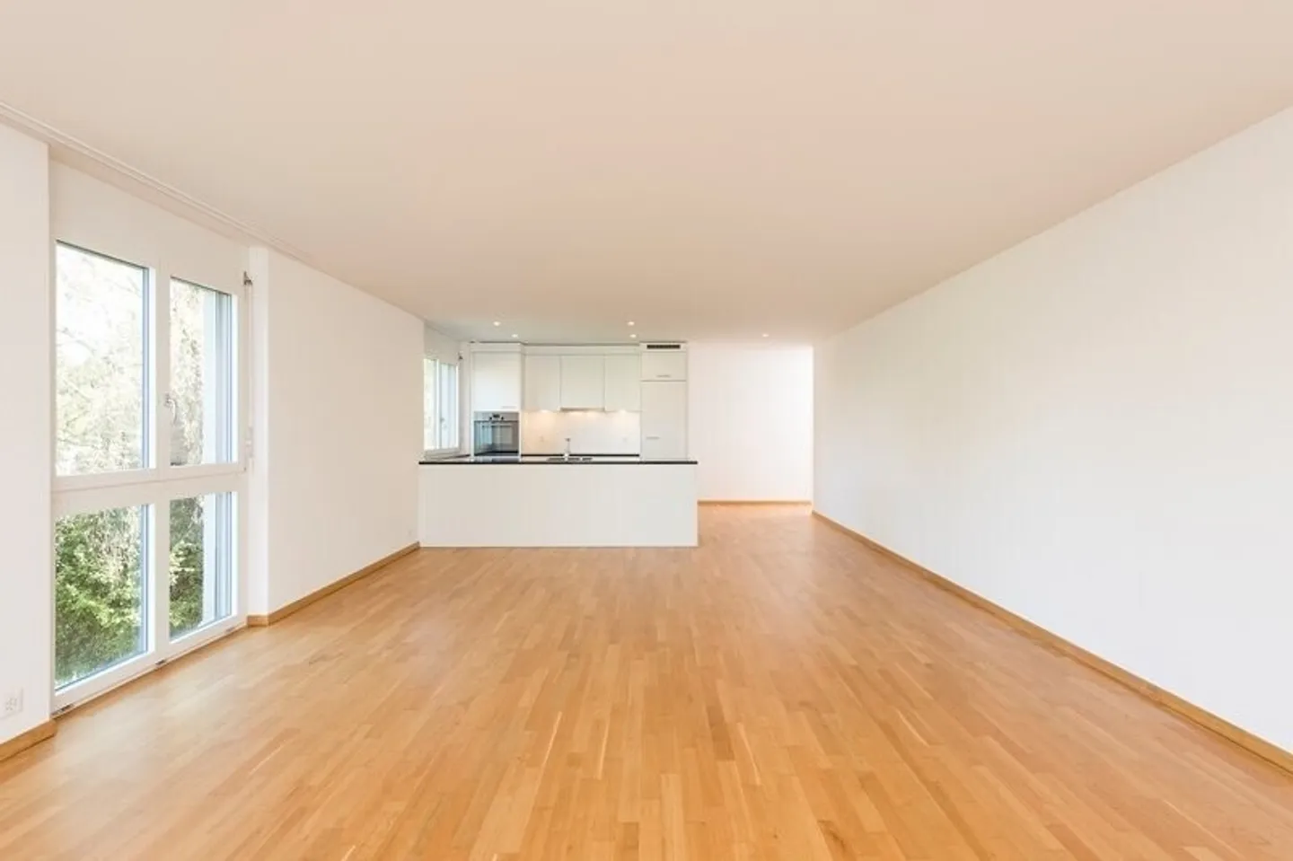 Appartement confortable dans le vert - Photo 2 sur 7