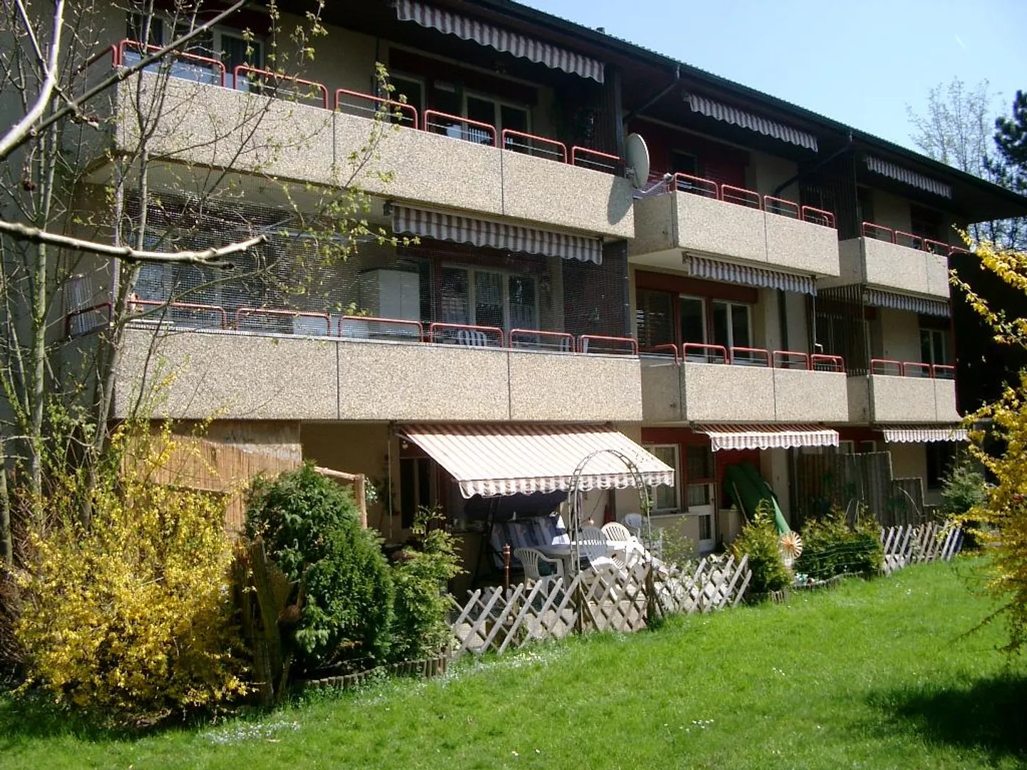 A beautiful & bright studio in the green - Photo 1 of 8