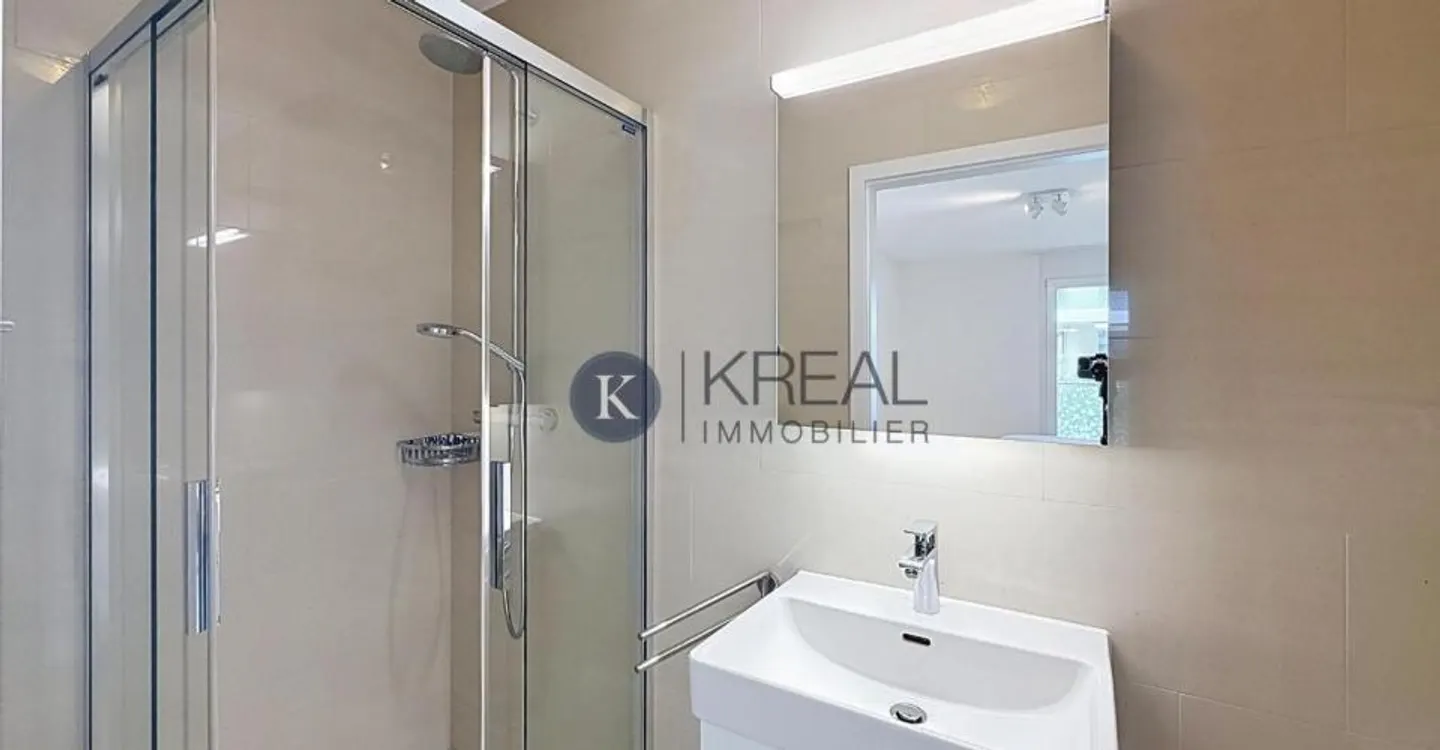 Appartamento Elegante con Vista Lago - Foto 8 di 11