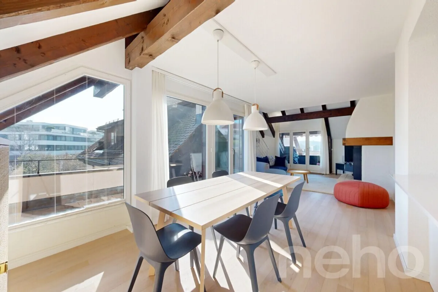 Light-flooded penthouse duplex in a quiet location in Zurich-Witikon - Photo 1 of 12