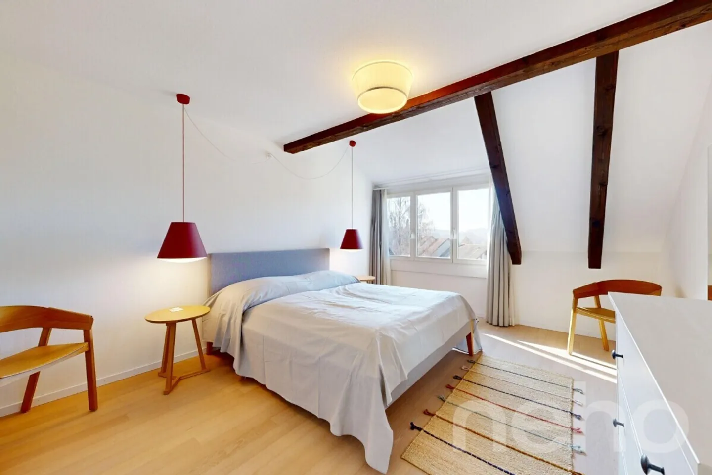 Light-flooded penthouse duplex in a quiet location in Zurich-Witikon - Photo 9 of 12