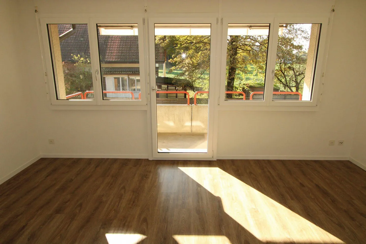 A beautiful & bright studio in the green - Photo 4 of 8