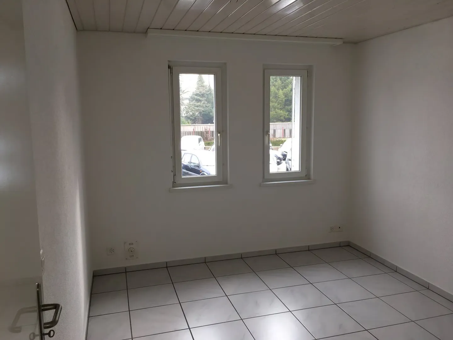 2 Room Office Space in Central Location - Available Immediately in Sissach BL - Photo 8 of 11