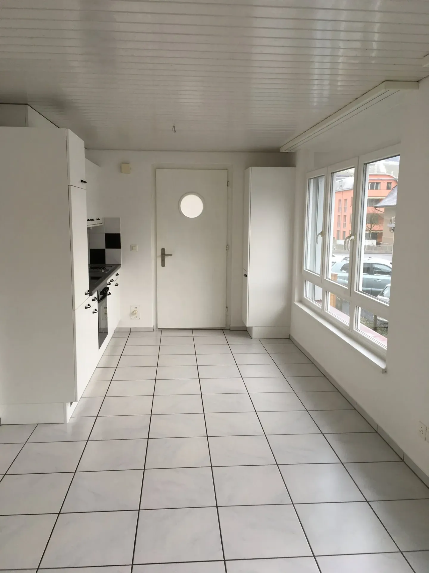 2 Room Office Space in Central Location - Available Immediately in Sissach BL - Photo 4 of 11