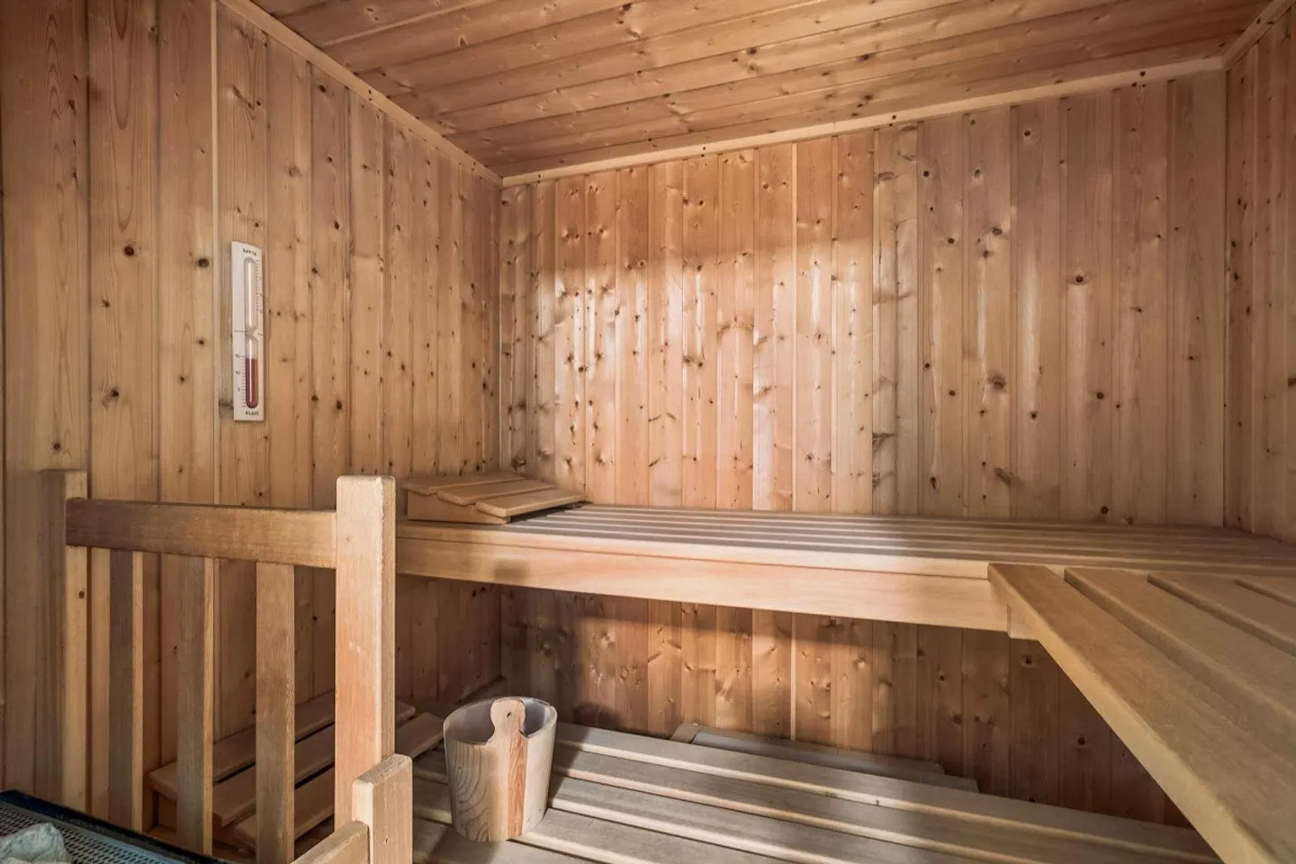 Geräumiges Einfamilienhaus mit Garten - Foto 12 von 13