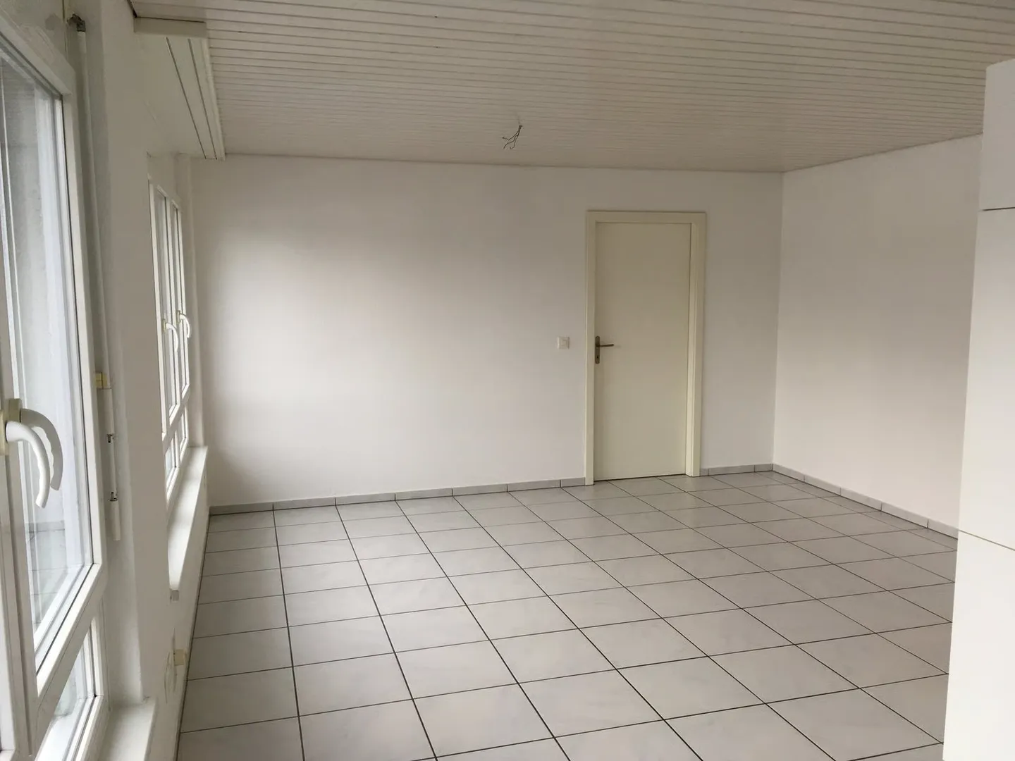 2 Room Office Space in Central Location - Available Immediately in Sissach BL - Photo 5 of 11
