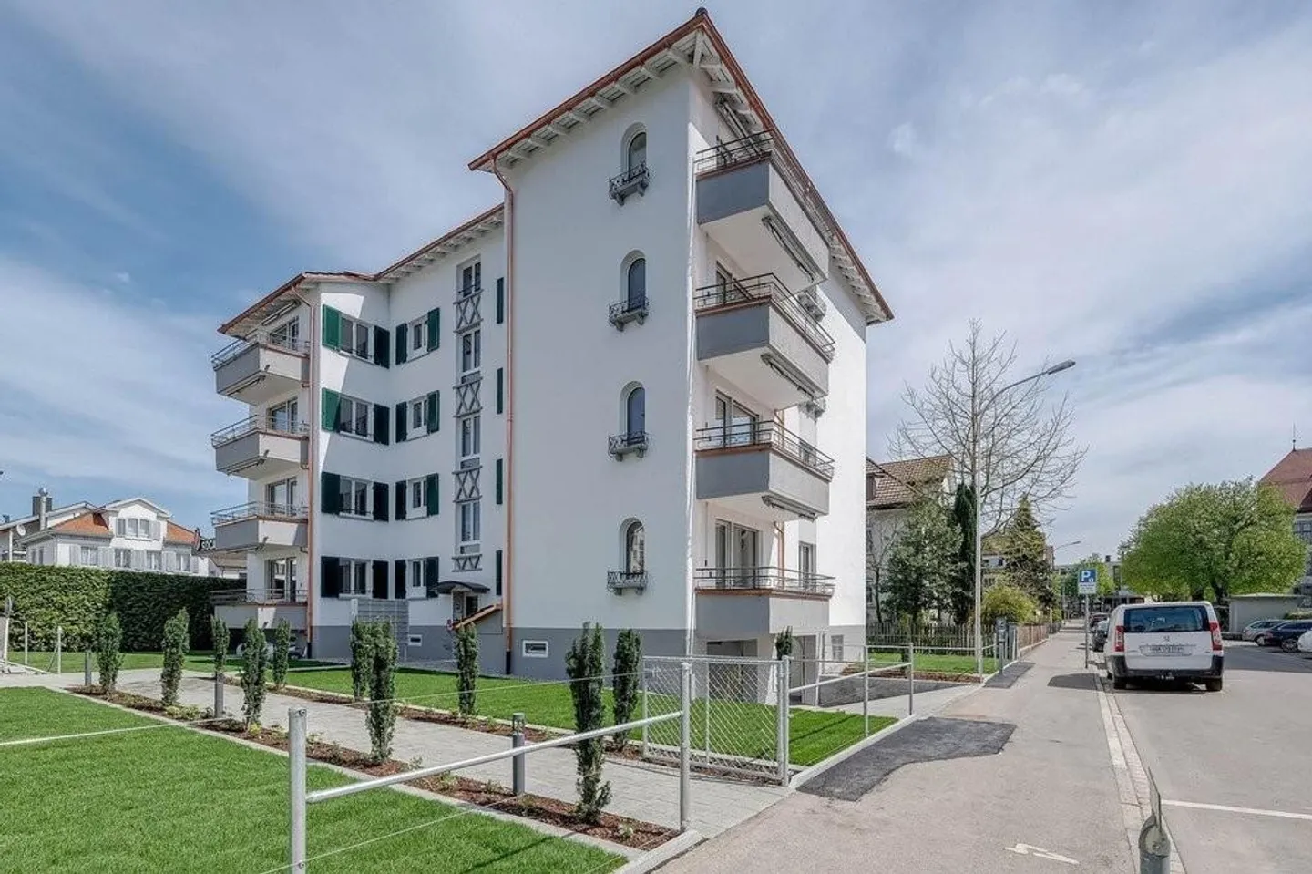 Stiamo cercando proprio te - Foto 1 di 8