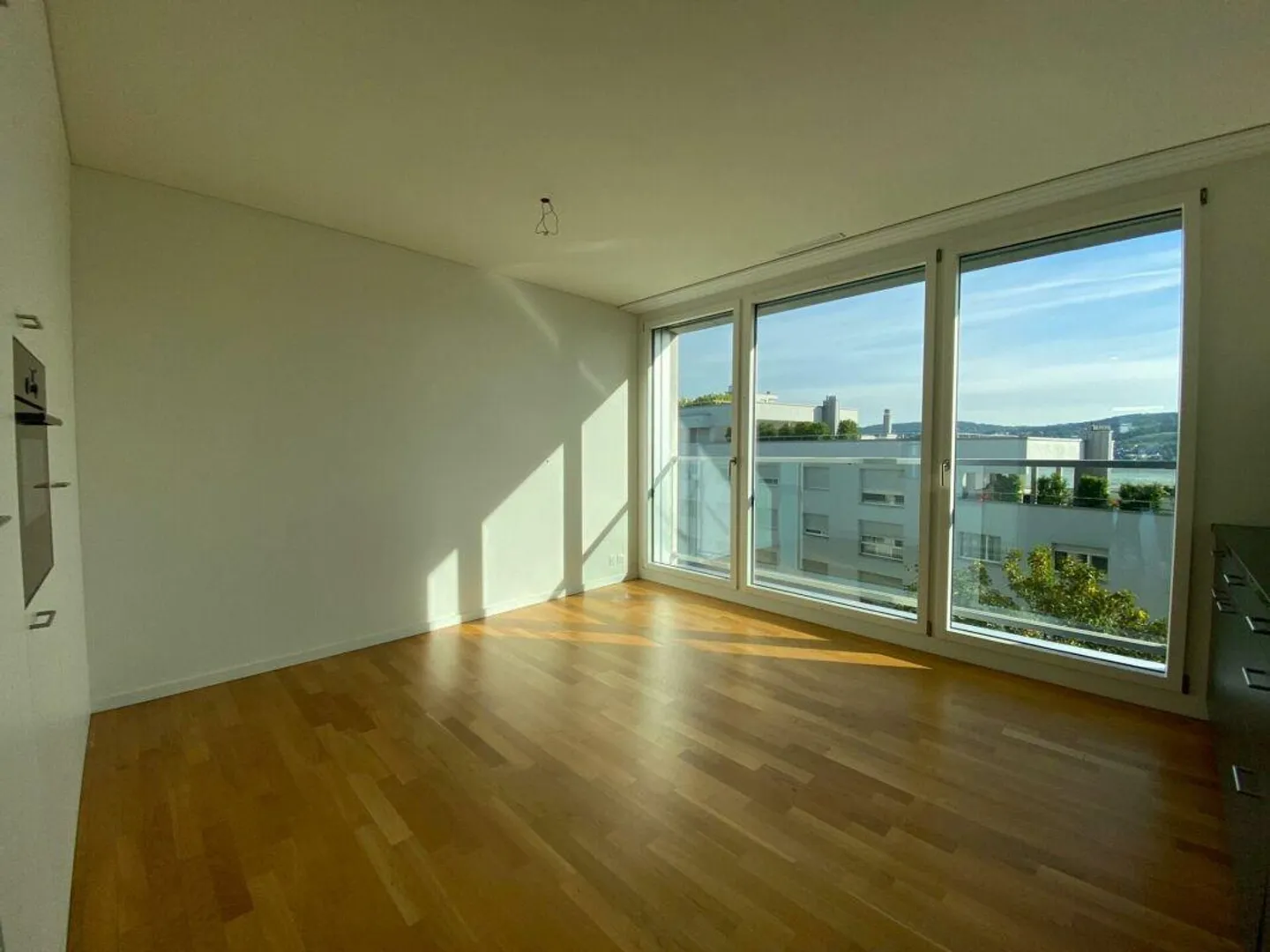 Moderne 3.5 Zimmer-Wohnung an top Lage - Foto 5 von 10