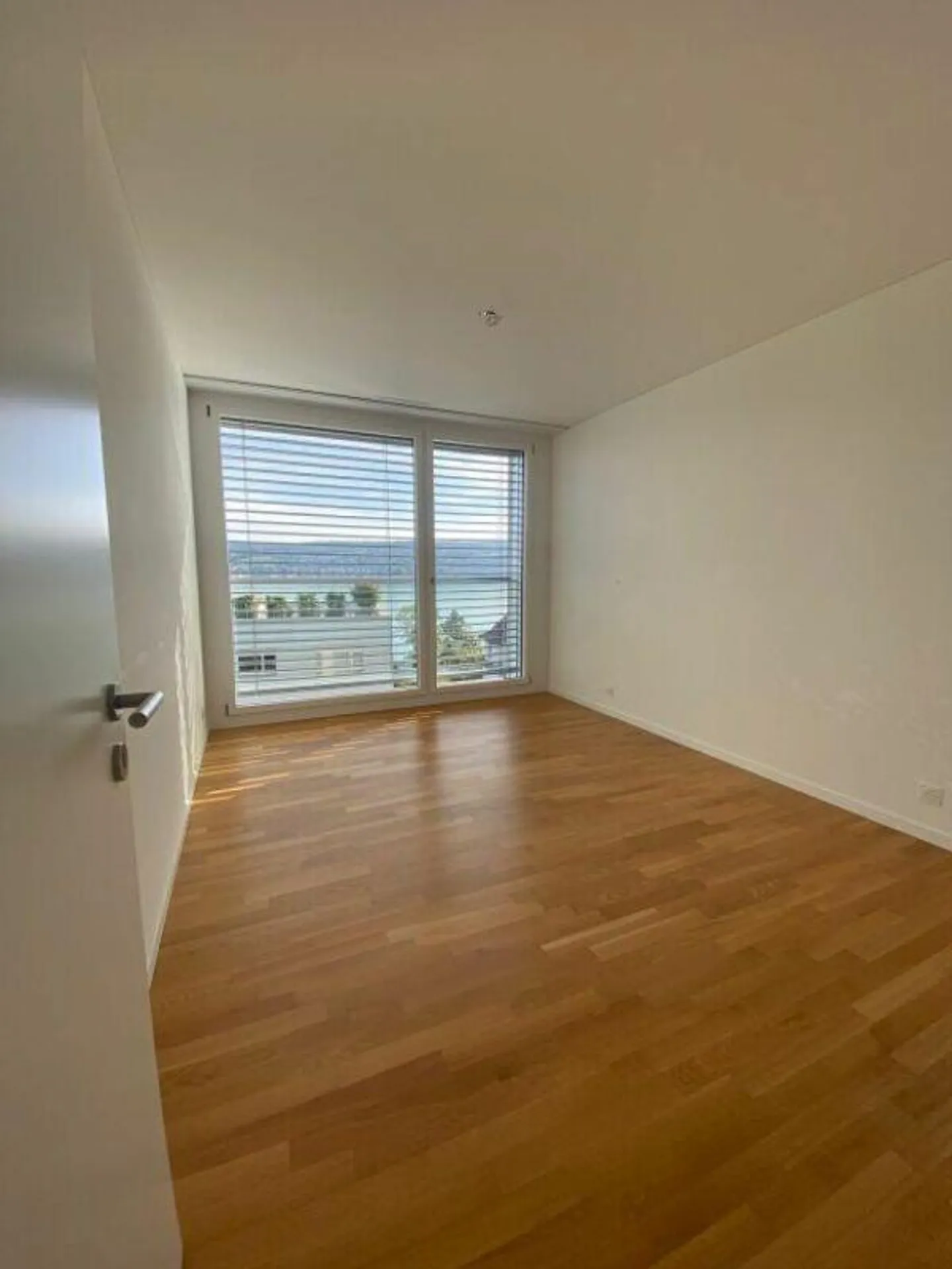Moderne 3.5 Zimmer-Wohnung an top Lage - Foto 6 von 10