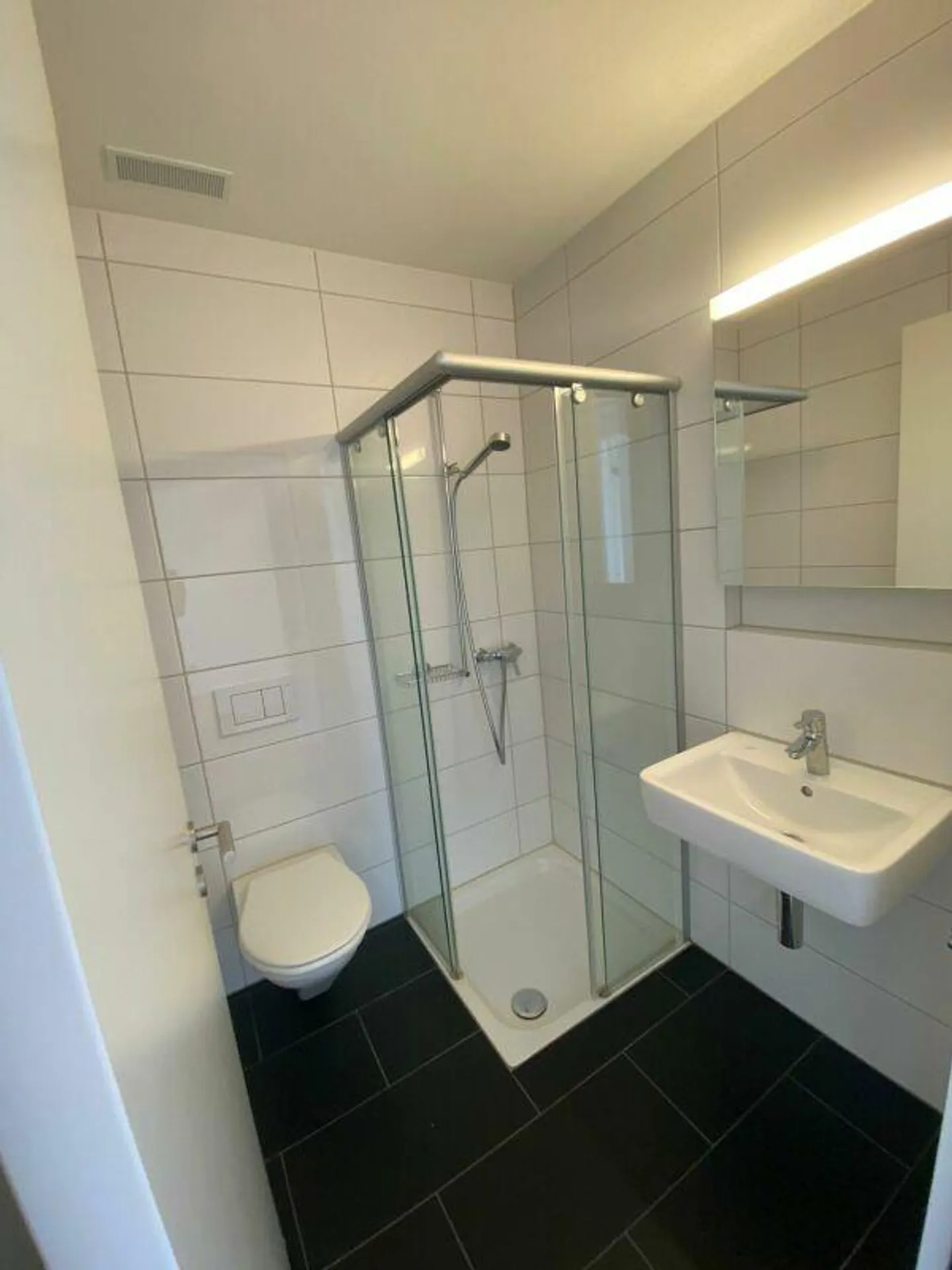 Moderne 3.5 Zimmer-Wohnung an top Lage - Foto 7 von 10