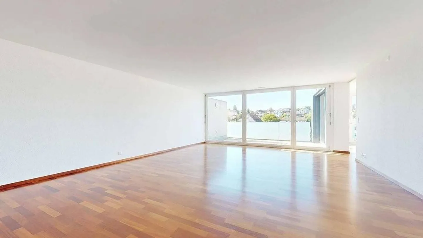 Appartamento spazioso con balcone - Foto 7 di 9