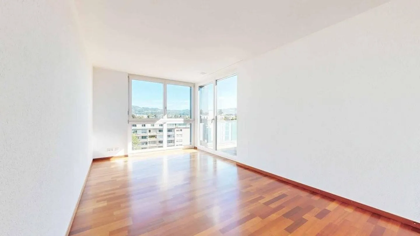 Appartamento spazioso con balcone - Foto 8 di 9