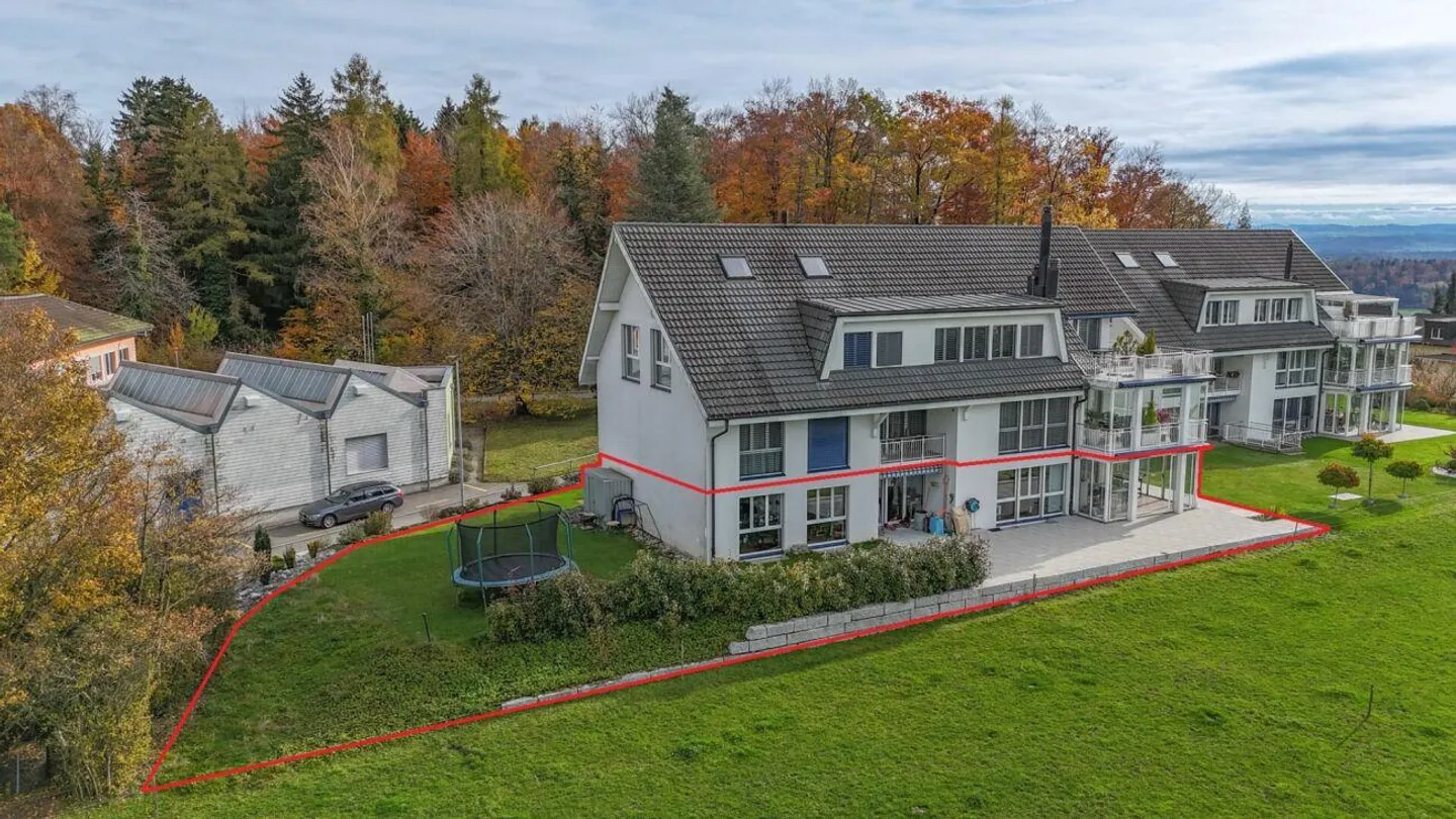 Spacieux, lumineux et moderne - appartement de 5,5 pièces avec vue magnifique - Photo 1 sur 28