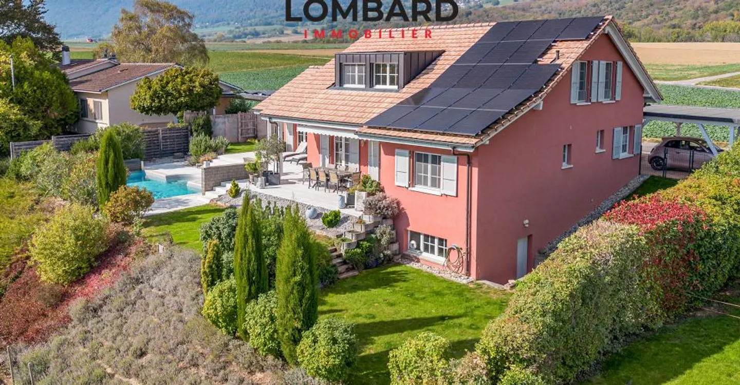 Spacious individual villa with panoramic view of the Alps - Photo 13 of 13