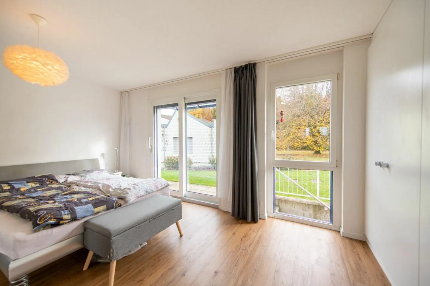 Spacieux, lumineux et moderne - appartement de 5,5 pièces avec vue magnifique - Photo 12 sur 28