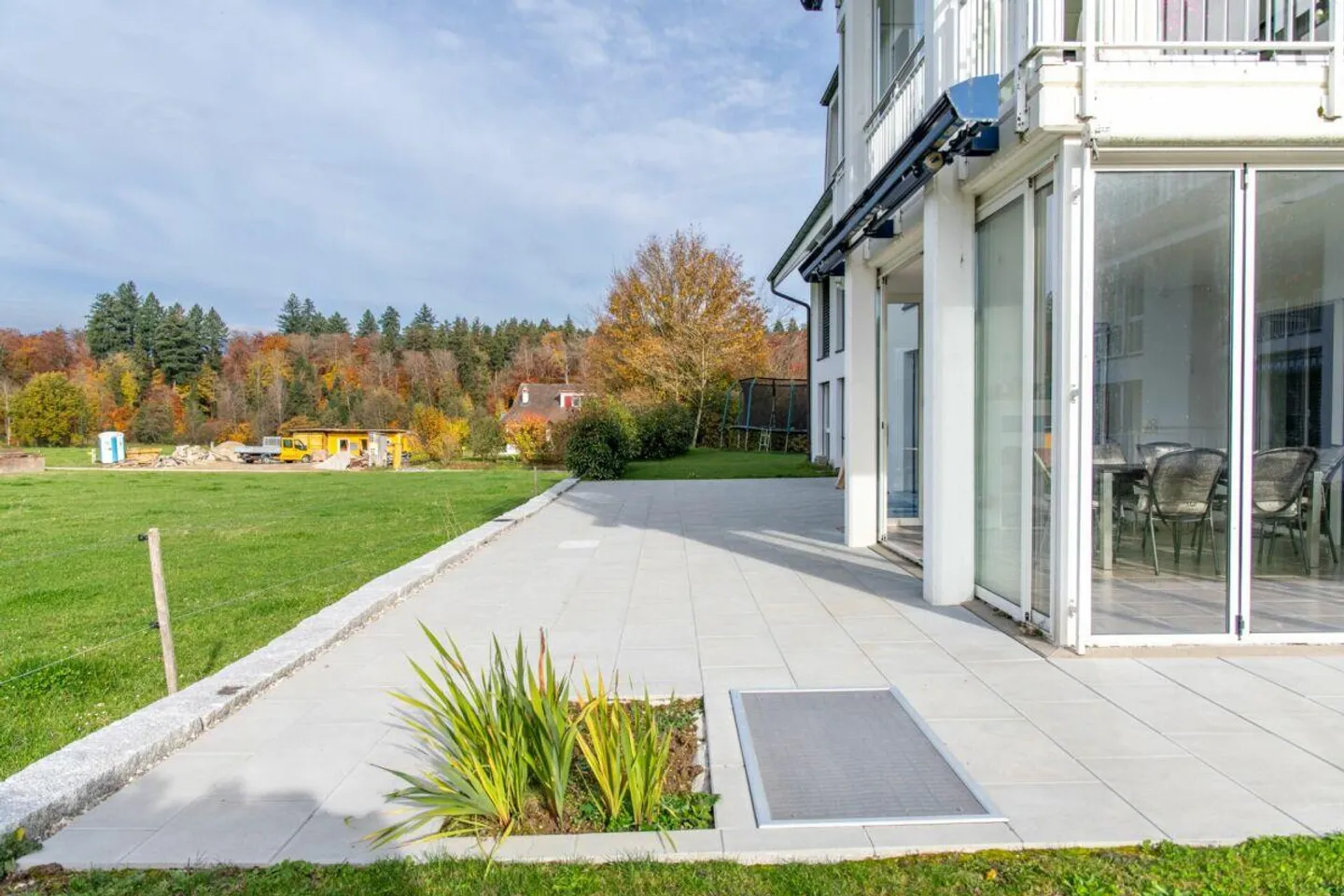 Spacieux, lumineux et moderne - appartement de 5,5 pièces avec vue magnifique - Photo 20 sur 28