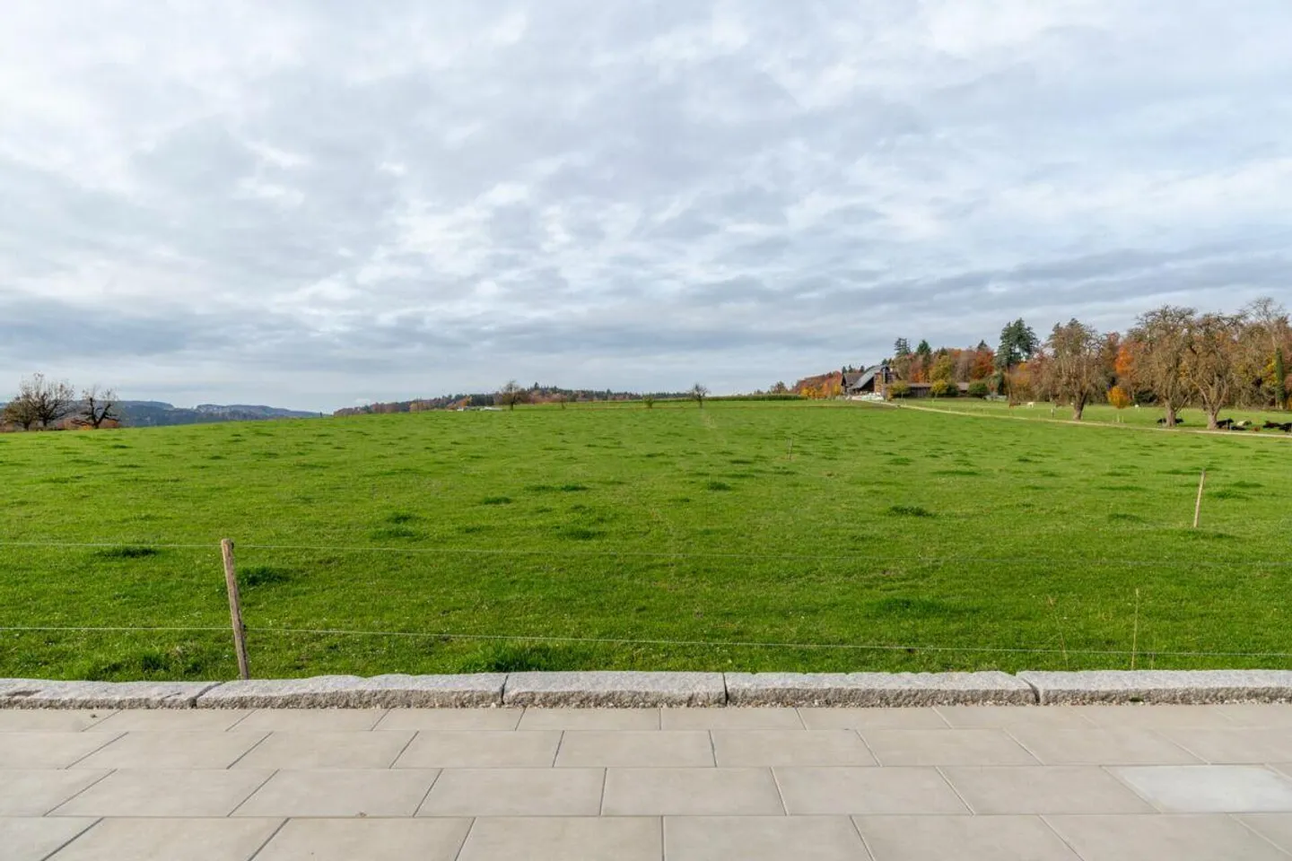 Spacieux, lumineux et moderne - appartement de 5,5 pièces avec vue magnifique - Photo 21 sur 28