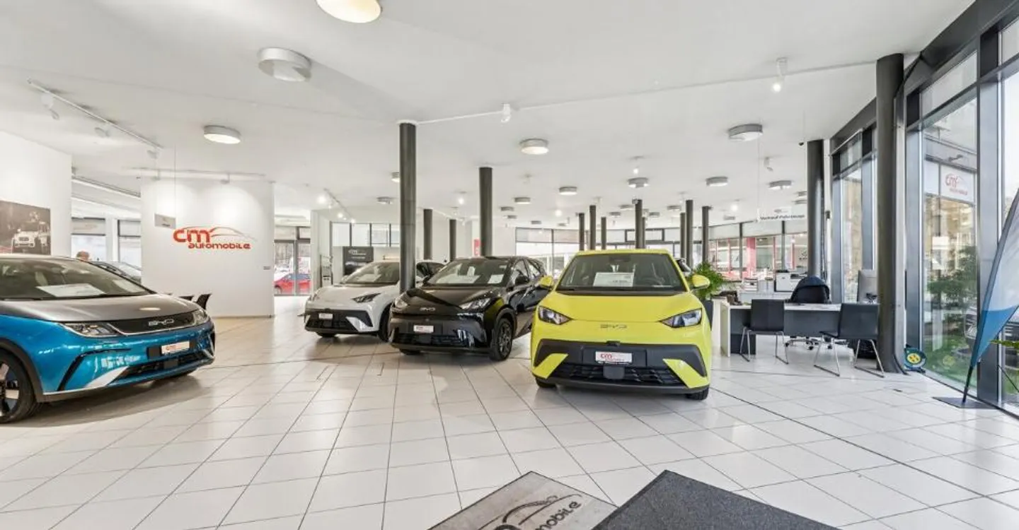 Sales Area/Showroom for Rent! - Photo 9 of 10