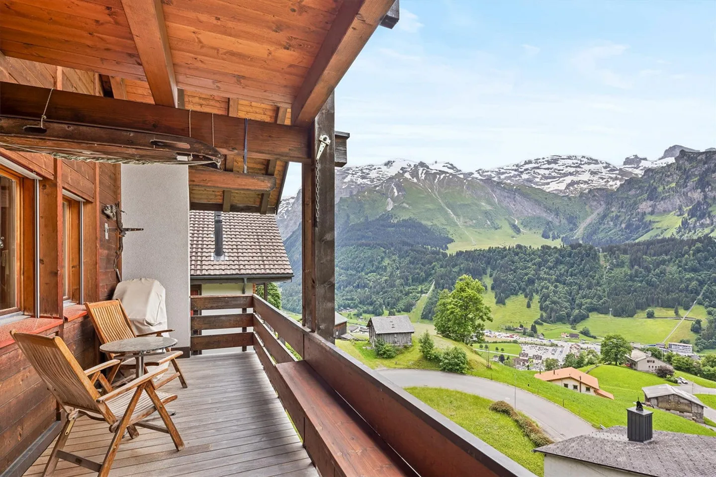 Sogno residenziale e vacanziero con possibilità di seconda casa - Foto 1 di 13