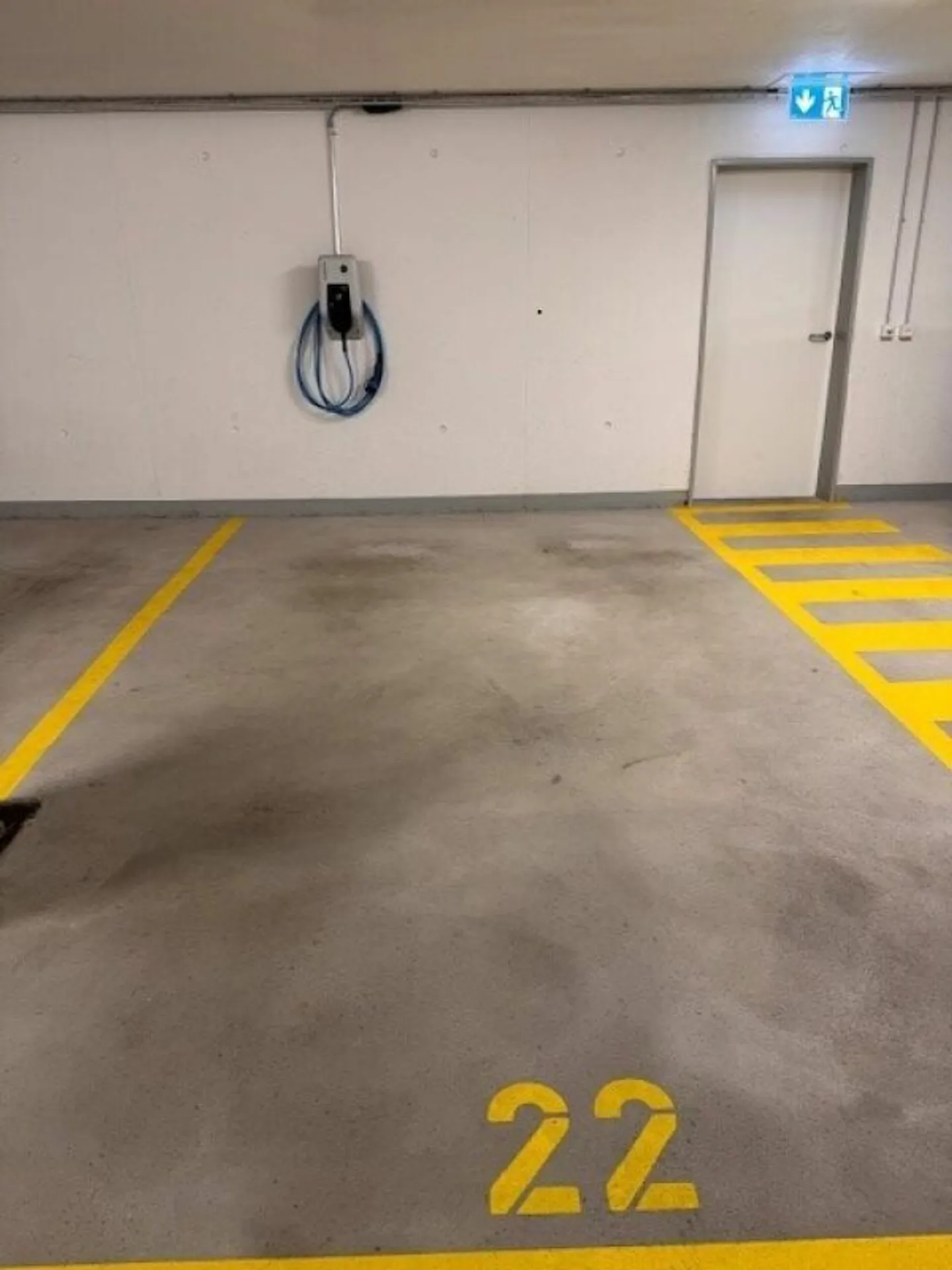 Moderno attico con carattere di casa unifamiliare - approvato dalla banca - Foto 25 di 26