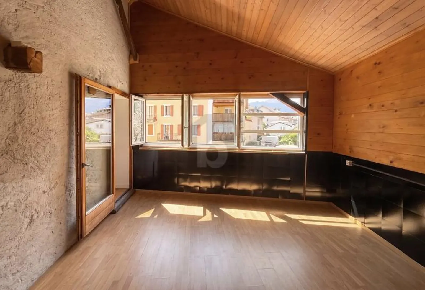 Maison rénovée et charmante à Bex - Photo 5 sur 6